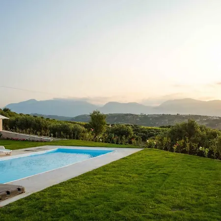 Xenios Dias Villa Stavrakia
