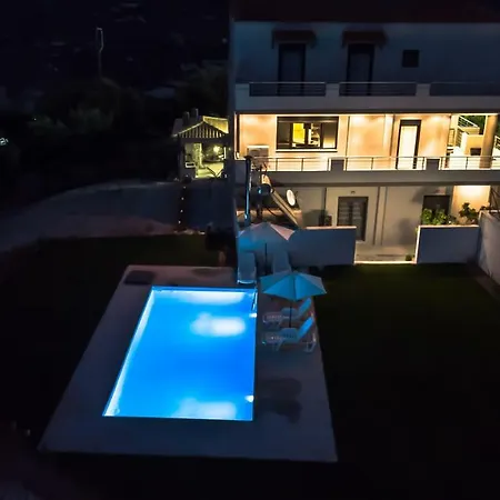 Villa Xenios Dias *
